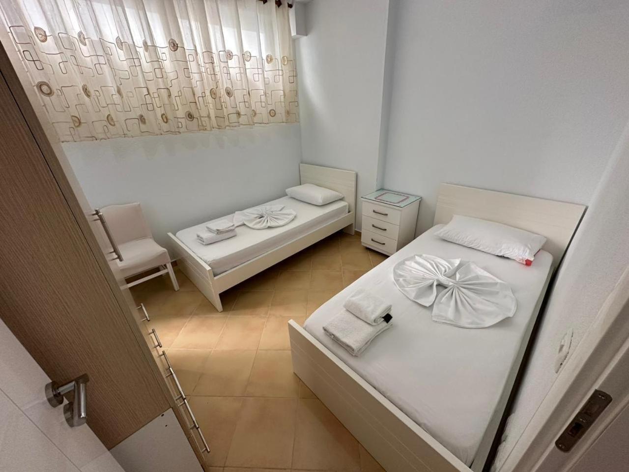 SarandëTaulantアパートメント エクステリア 写真